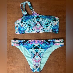 Bar III bikini one shoulder hipster medium